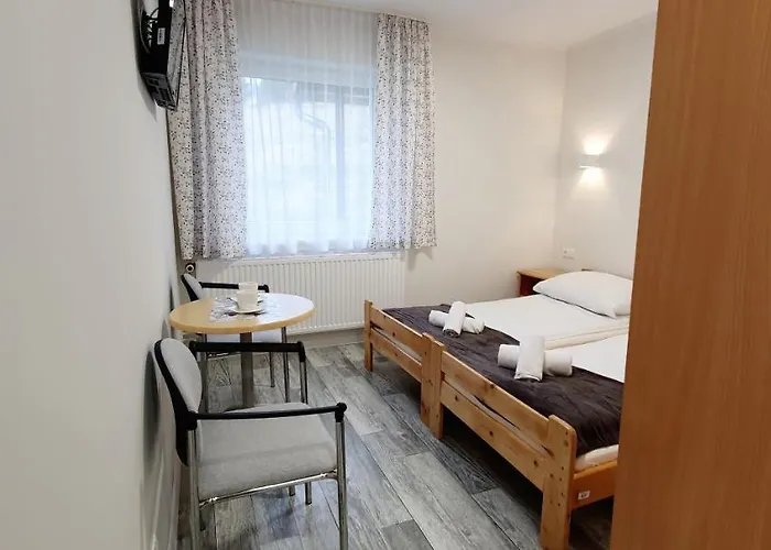 Apartament, Koniczynka דירה *